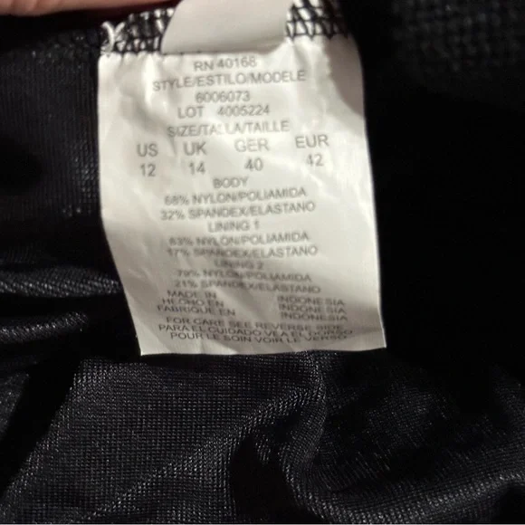 Magicsuit Colorblock Goddess One Piece Swimsuit in Navy/Black Size 12 New - Picture 8 of 9